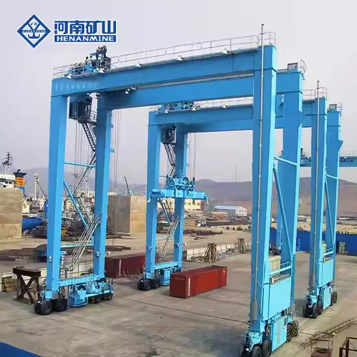 RTG Crane with rubber tires for smooth container stacking
