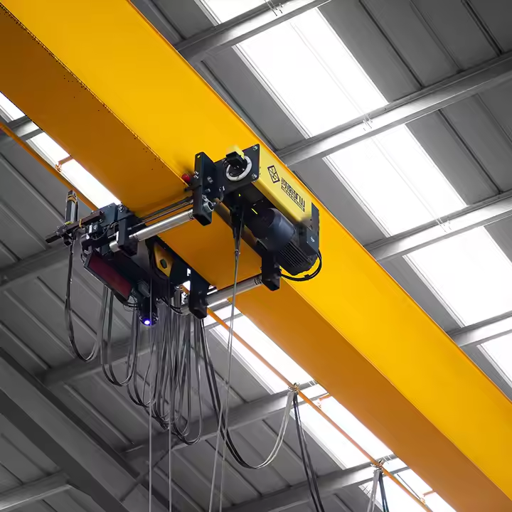 Lightweight Low Headroom Overhead Crane for Efficient Lifting