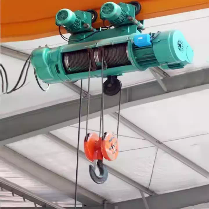 Heavy-Duty Foundry Hoist - Reliable Hot Metal Lifting Equipment